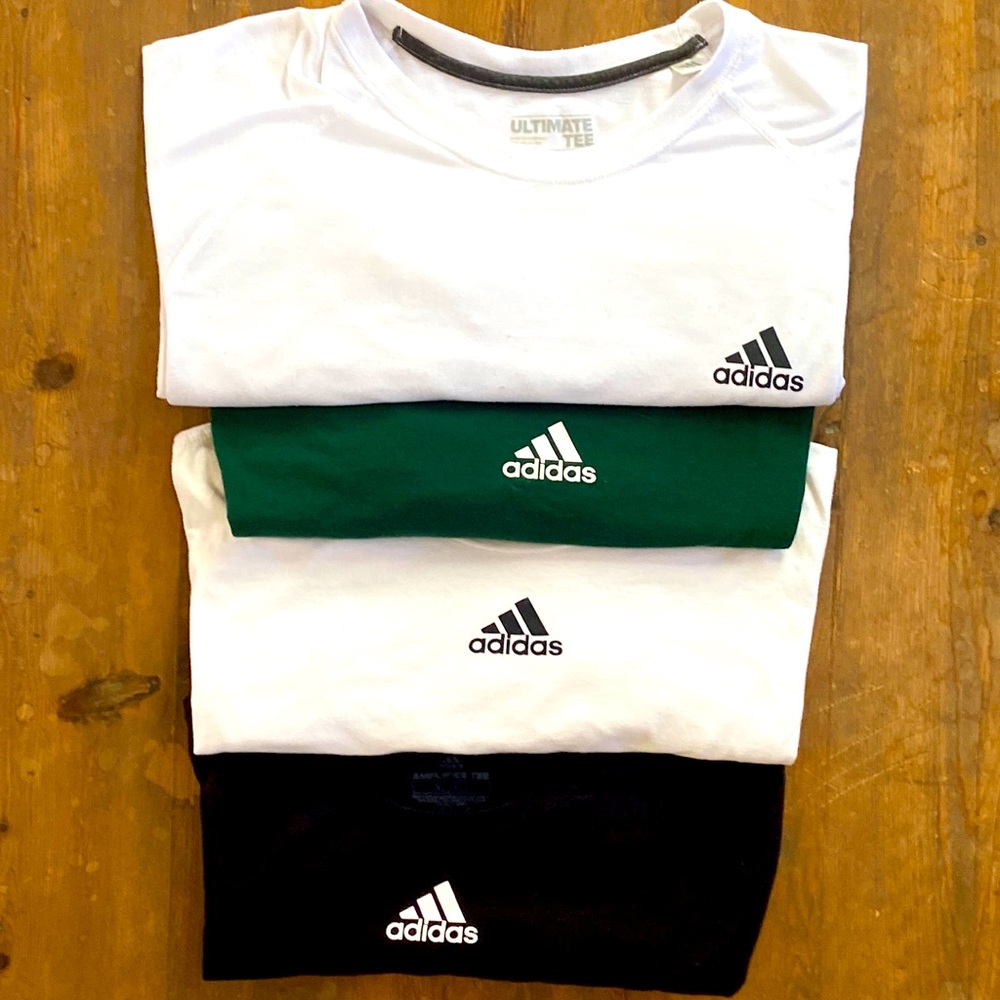 4 XL Adidas Short Sleeve T-Shirts